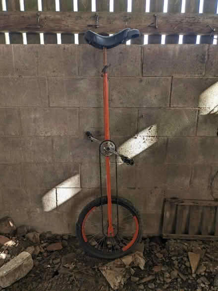 Photo of free Giraffe Unicycle (Lanercost CA8) #1