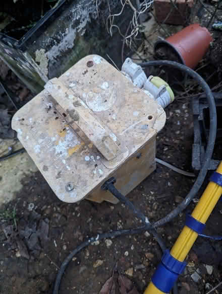 Photo of free Electrical power to repair (SG2) #2
