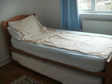 Photo of free 2 sheet sleeping bags (Portslade by Sea BN3) #1