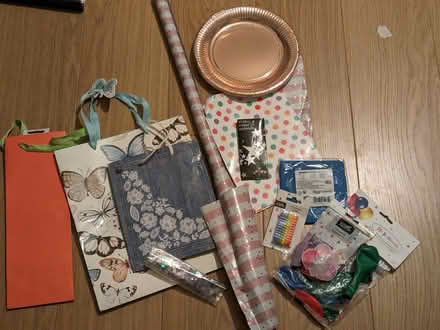 Photo of free Gift Bags and Party Stuff (E17) #1