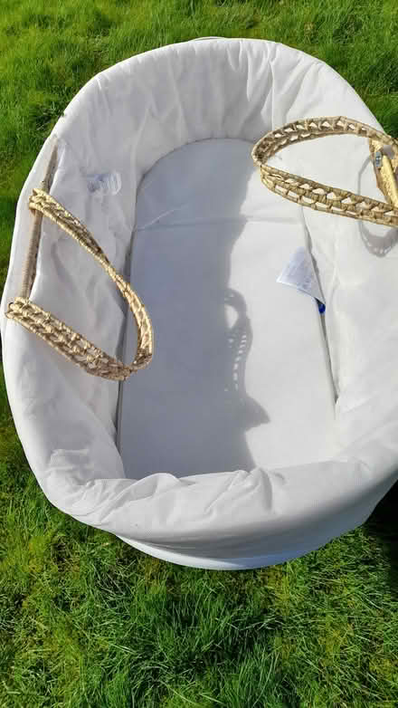 Photo of free Moses baskets x 2 (Ross HR9) #2
