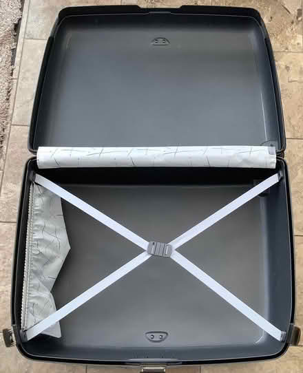 Photo of free Samsonite Luggage case (Brickhill MK41) #1