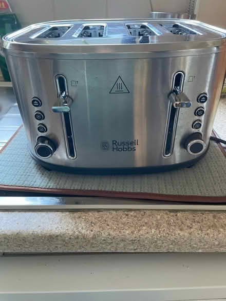 Photo of free 4 slice toaster (Deeside CH5) #2