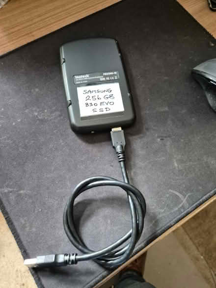 Photo of free 256Gb Samsung 830 Evo USB SSD (GU14) #1