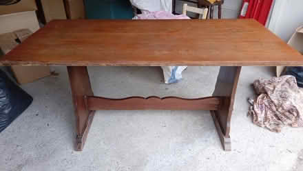 Photo of free Oak table (Burbage SK17) #1