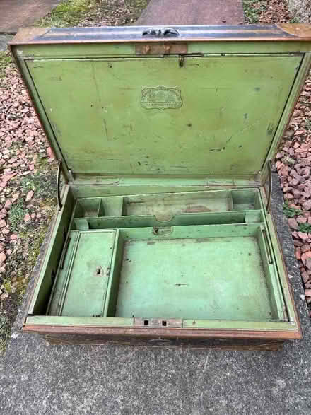 Photo of free Metal despatch box - for restoration (Buckstone EH10) #1