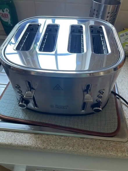 Photo of free 4 slice toaster (Deeside CH5) #1