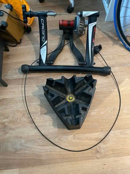 Photo of free Elite cycle trainer and wheel hold (Sydenham SE26) #1