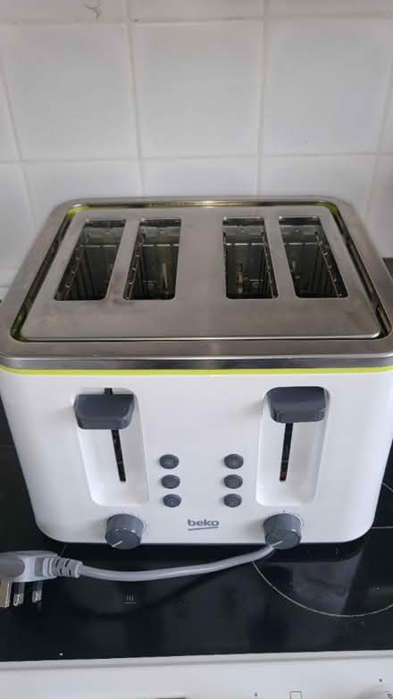 Photo of free Beko 4 slice toaster (Danbury, CM3) #1