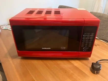 Photo of free Small Microwave Oven (Bishop’s Stortford) #1