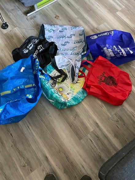 Photo of free 5 Tote Bags (Lakewood) #1