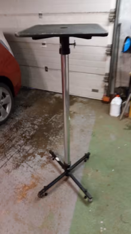 Photo of free Projector stand (Ryecroft WS3) #1