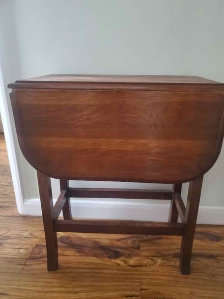Photo of free small wooden table (Sandal WF2) #1