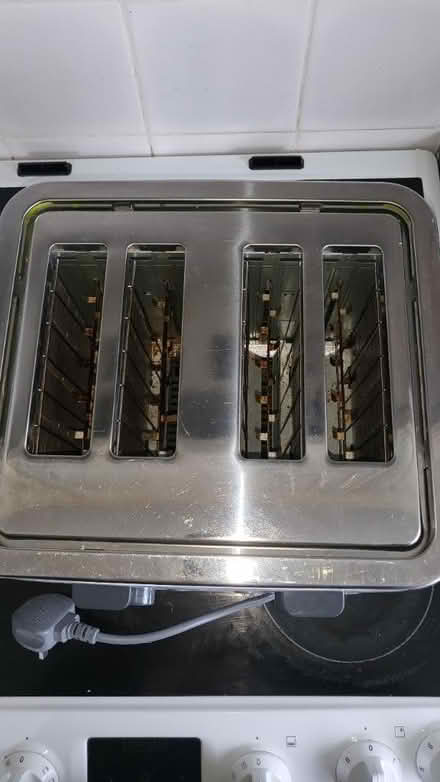Photo of free Beko 4 slice toaster (Danbury, CM3) #2