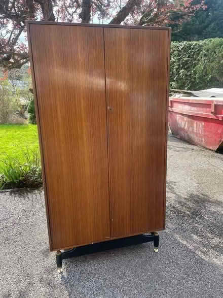 Photo of free Vintage late 1950s freestanding wardrobe (Hurst Green RH8) #1