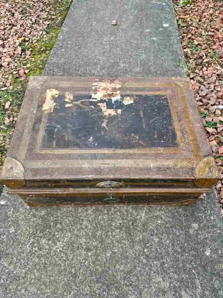 Photo of free Metal despatch box - for restoration (Buckstone EH10) #2