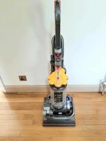 Photo of free Dyson DC33 Vacuum Cleaner Spares or Repair (Lower Assendon RG9) #1