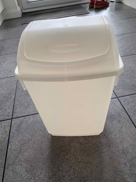 Photo of free Small flip top bin (Lords Wood ME5) #1