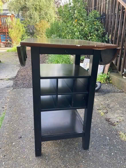 Photo of free Tall round table (North Oakland near Emeryville) #3