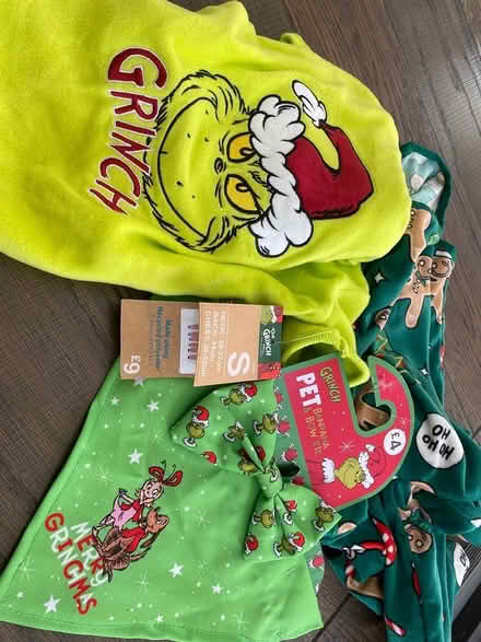 Photo of free Dog outfits new (Shepperton TW17) #1
