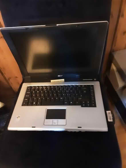 Photo of free Old computer equip (SN1 old town swindon) #4