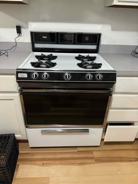 Photo of free Gas oven (Accord, NY) #1