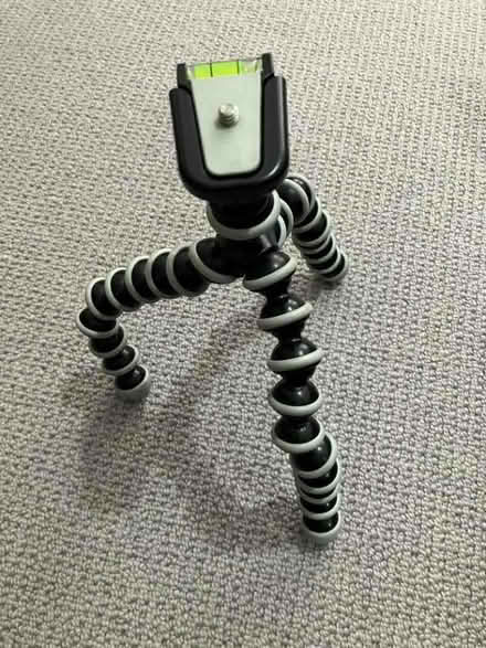 Photo of free Joby Gorillapod camera/video tripod (Bear Flat) #2