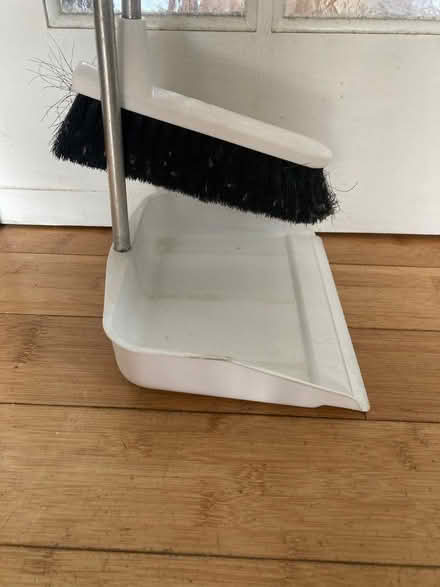 Photo of free Long handled dust pan and brush (Hillbourne BH18) #2
