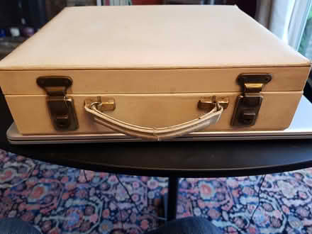 Photo of free Writing case (Gilgarran CA14) #1