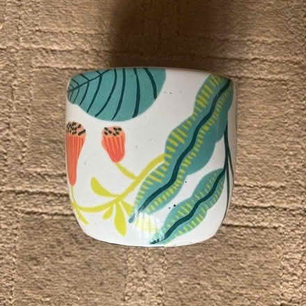 Photo of free Ceramic pot/vase (Southport PR9) #1