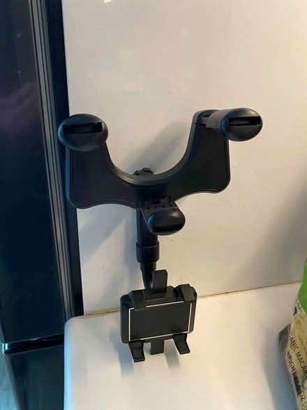 Photo of free Phone holder for car (Lakewood) #3