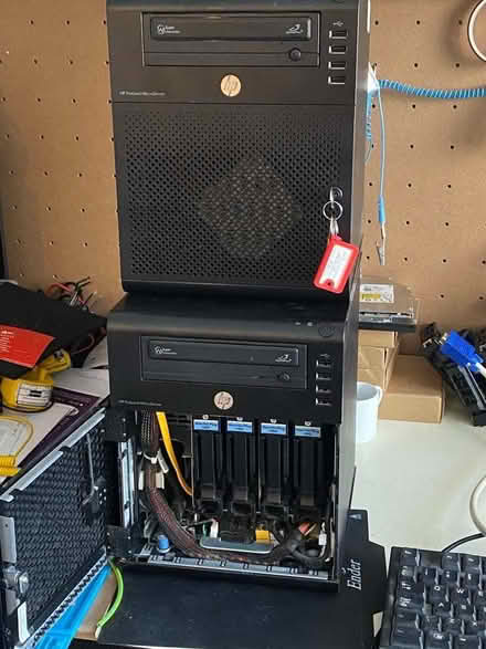 Photo of free HP N40L Microserver (Stoke Hill CV2) #1