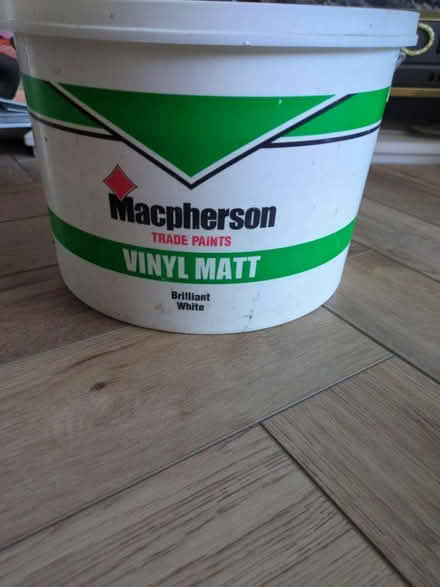 Photo of free Vinyl Matt Brilliant White paint (Ware SG12) #1
