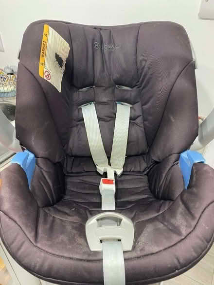 Photo of free 2 x infant car seats (North Hinksey OX2) #3