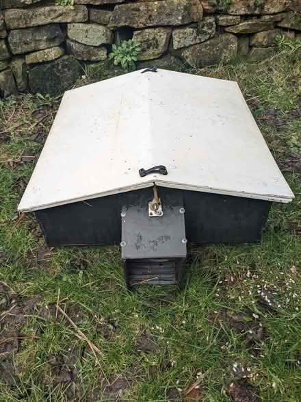 Photo of free Guinea pig hutch (Ranmoor S10) #4