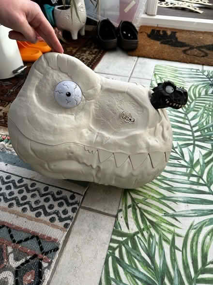 Photo of free Dino head (Gloucester) #1