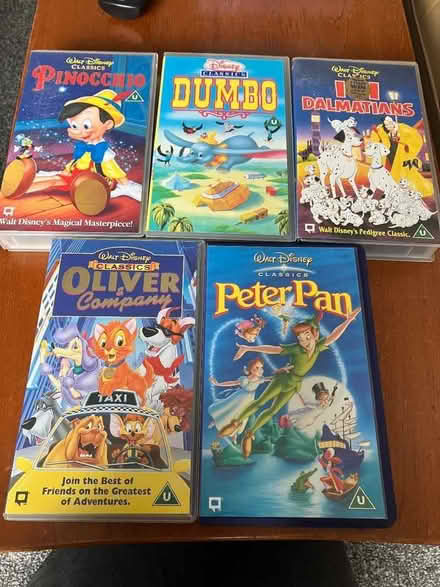 Photo of free working childrens classic Disney VHS (Kendal LA9) #1