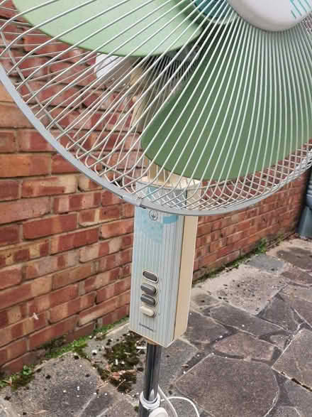 Photo of free Old fan – floor standing for spares or repair (Worcester Park KT4) #2