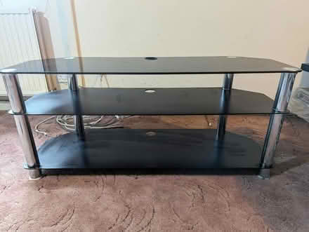Photo of free Glass TV stand (Kings Langley WD4) #2