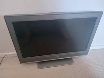 Photo of free Sony Bravia TV. Screen 32" (Stevenage SG2) #1