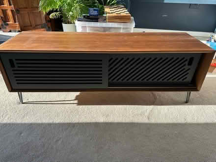 Photo of free Side cabinet with sliding doors (Hitchin SG5) #1