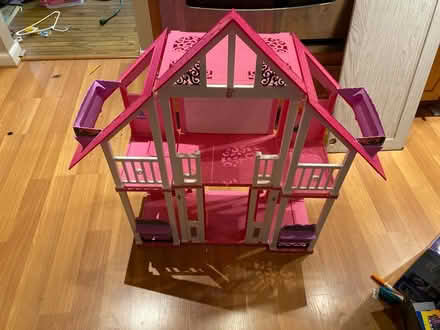 Photo of free Barbie House and dolls and stuff (Cape Saint Claire) #1