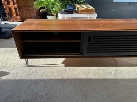 Photo of free Side cabinet with sliding doors (Hitchin SG5) #2