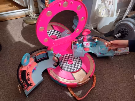 Photo of free LOL Set and Car (Gainsborough, Ipswich, IP3) #2