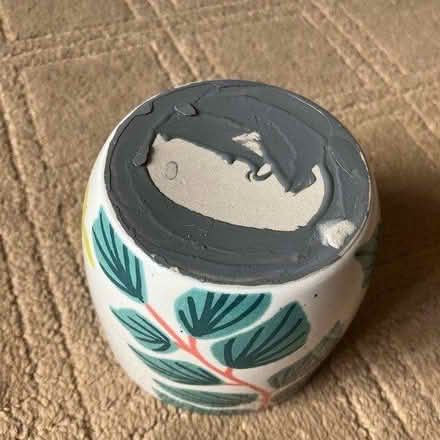 Photo of free Ceramic pot/vase (Southport PR9) #3