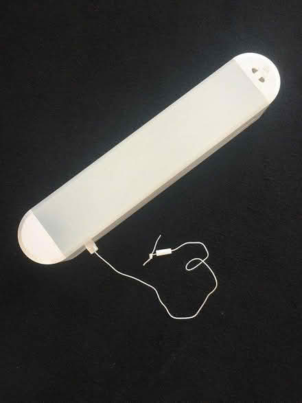 Photo of free Bathroom Shaver Light (Packsaddle BA11) #2