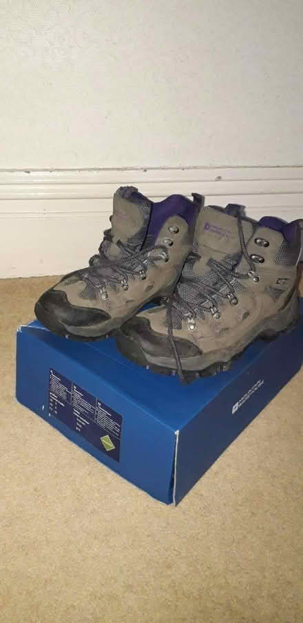Photo of free walking boots size 6 (Bilton HG1) #2