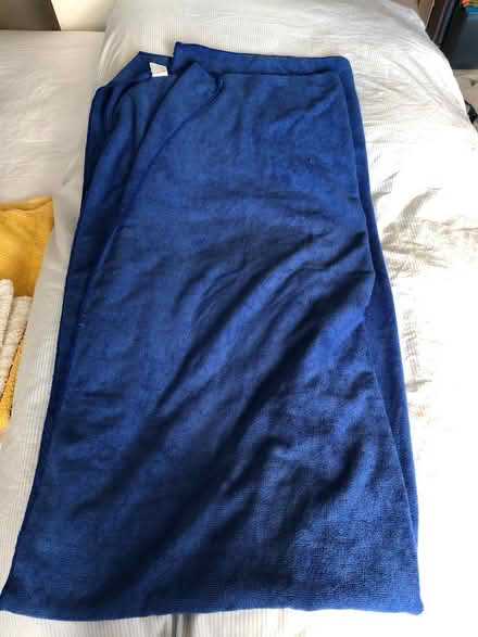 Photo of free Towels - swimming/bath/travel (Emlyn Road W12) #3