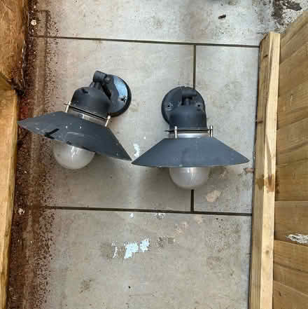 Photo of free Outdoor lights (Langdon hills) #1