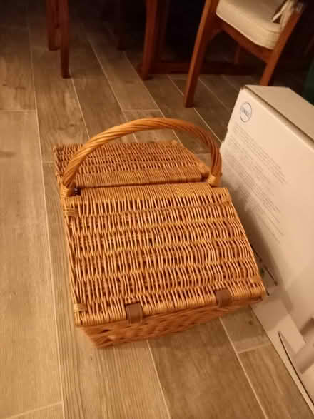 Photo of free Picnic basket (SM4) #3